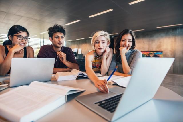 SHOULD I GET A TUTOR FOR UCAT OR ATTEND WEEKLY UCAT CLASSES?